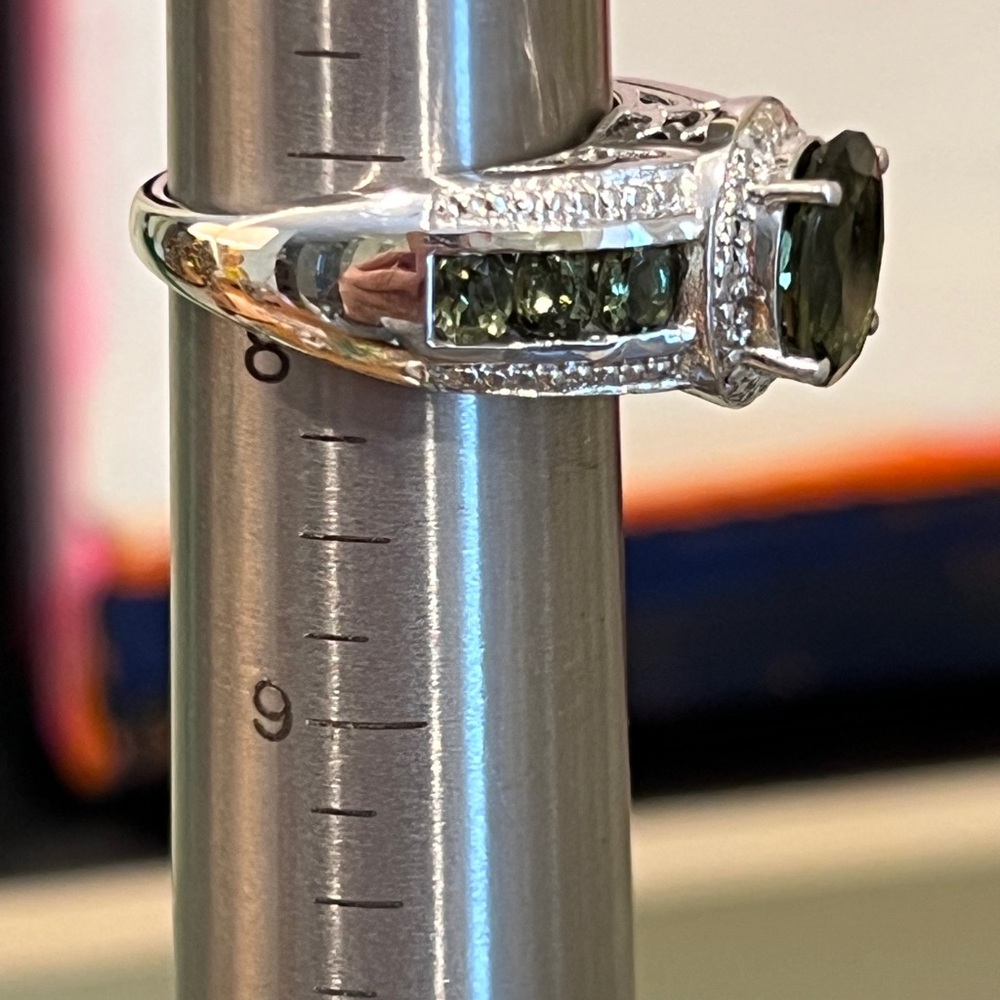 Peridot and Multi Gemstone Sterling Silver Ring - Picture 4 of 7